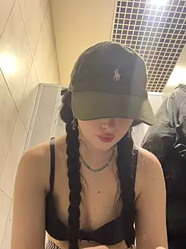 Flora_Ray live XXX chat