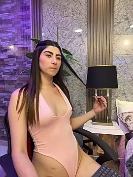 evelyn_hills Obrolan Langsung XXX