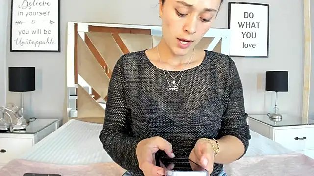 cellestehot's Live XXX Chat