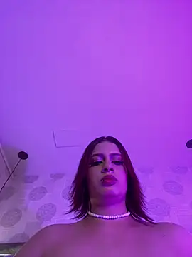 steffmontespink18's Live XXX Chat