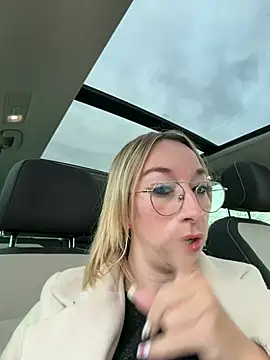 Giuliana_baby – Naživo XXX chat