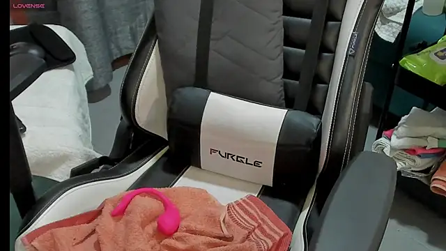 BrendaXiomy 现场XXX聊天