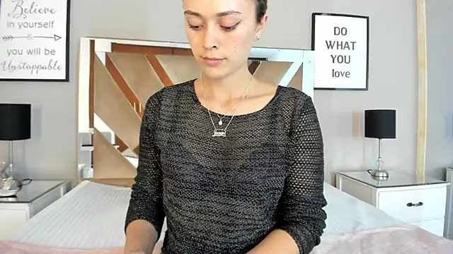 cellestehot élő XXX-chatje