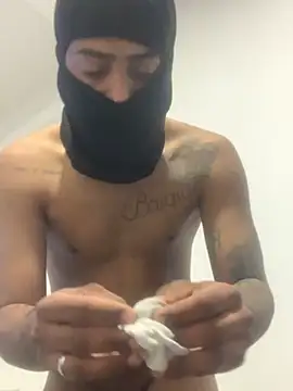 Bryan056_ Show in webcam