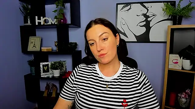 FUN_AMI Adlı Modelin Canlı XXX Sohbeti