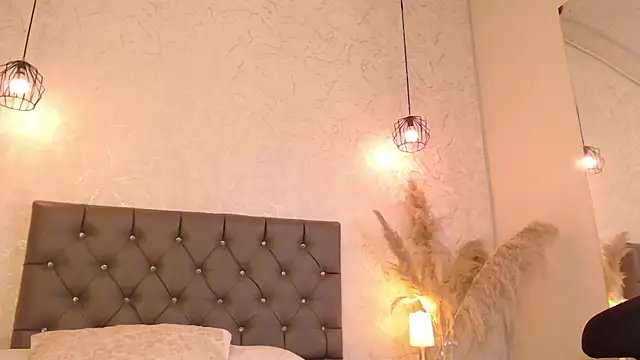 Sabriinaa_Foxx's Live XXX Chat