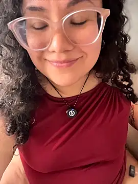 Chat +18 de VanesssaMilf_ ao vivo