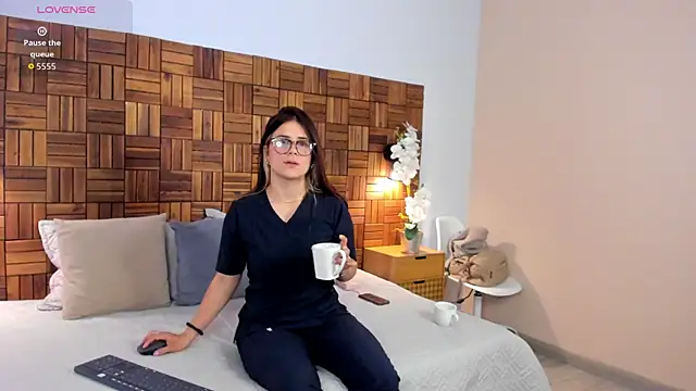 Chat +18 de aleessiia ao vivo