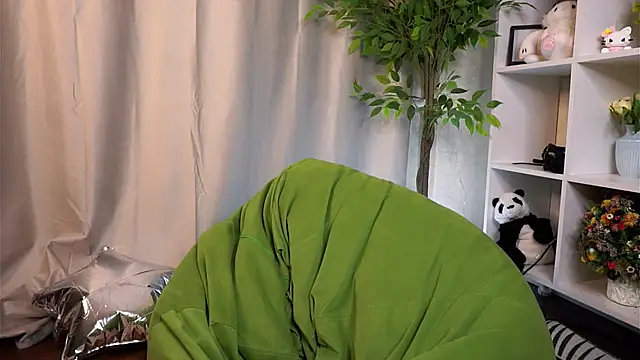 Chat +18 de DevoraWitt ao vivo