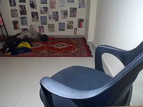 sweety_gaur: απευθείας συνομιλία ΧΧΧ