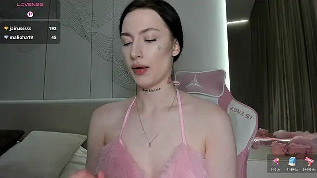 JenniferQueen11 – Naživo XXX chat