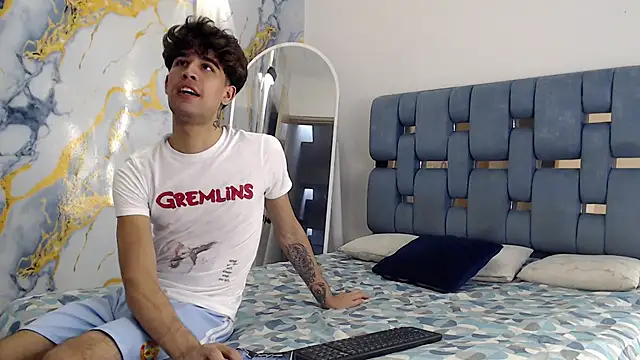 PRETTY_COCK1: απευθείας συνομιλία ΧΧΧ