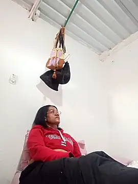 Bigassmommy_x Obrolan Langsung XXX