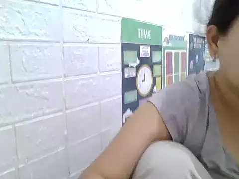 Chat +18 de Sweeetpinay ao vivo