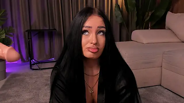 XXX chat uživo modela EmeraldKat