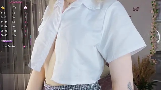 XXX chat uživo modela NyxaThorn