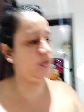 keilymadam's Live XXX Chat