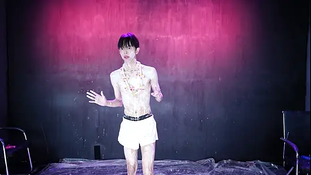 Queen-Vibeのウェブカメラショー