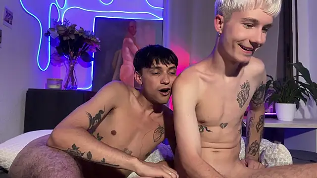 Chat XXX Live AlphaTwinks