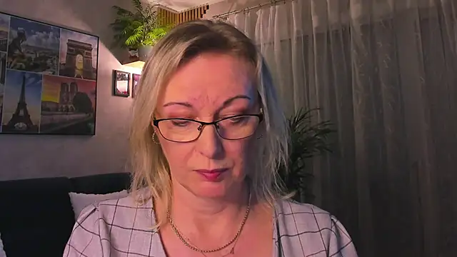 Онлайн чат XXX vanessa_chat