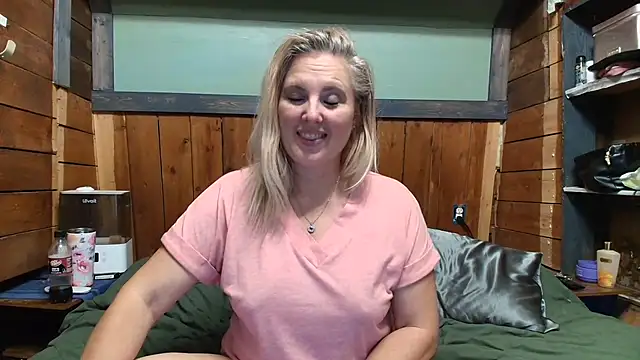 lisaxlovexxx 网络视讯表演