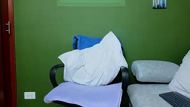 Abril_Bianchi Adlı Modelin Canlı XXX Sohbeti