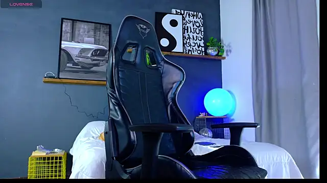 Liam_walk_ live XXX chat