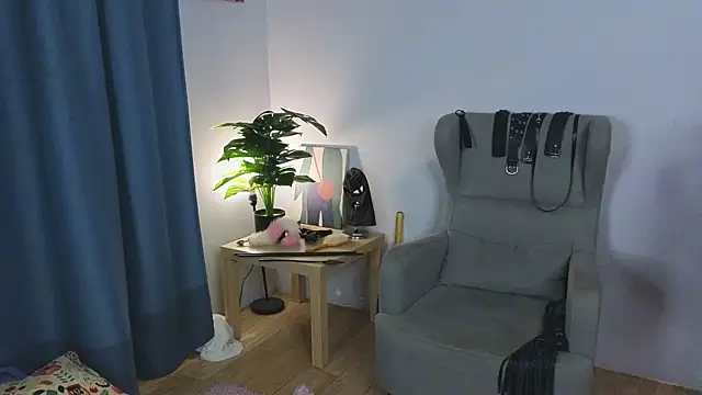 Chat XXX ao vivo de laracroftmansion