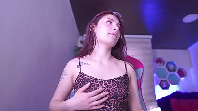 Rebecah_1's Live XXX Chat