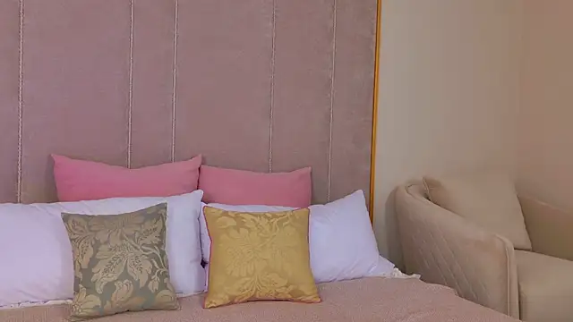 Chatroom XXX en direct de AmeliRoyse