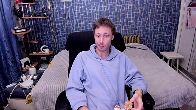 CuteBoy228: онлайн-секс-чат