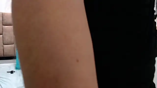 Paulynavera's Live XXX Chat