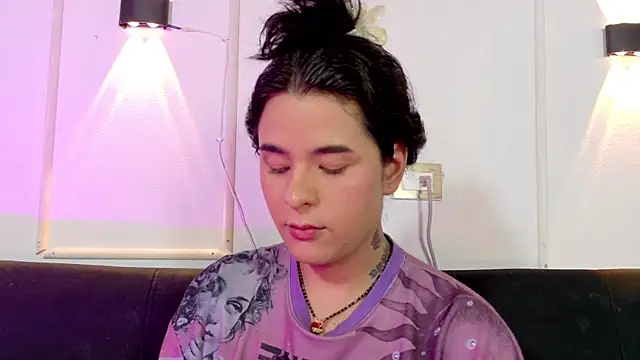 Chat +18 de Angel-umbra ao vivo