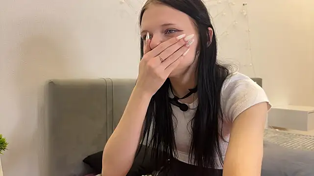 meowchaa's Live XXX Chat