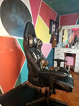 Chat XXX en directo de Mysticdooll69