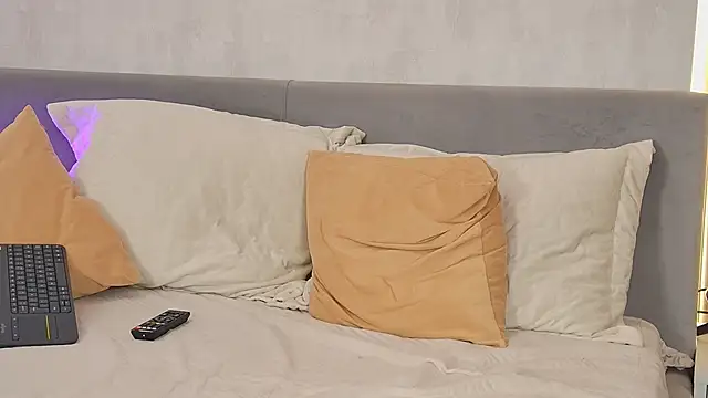 Roxy_Wilde – webcam-show