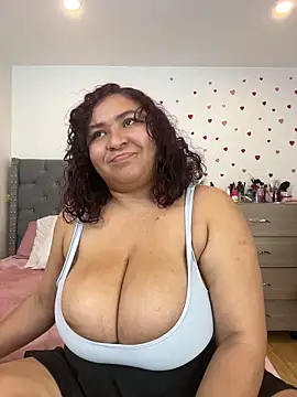 KarlaWild 现场XXX聊天