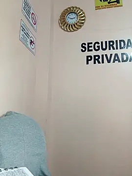 Hannah-colxのライブXXXチャット