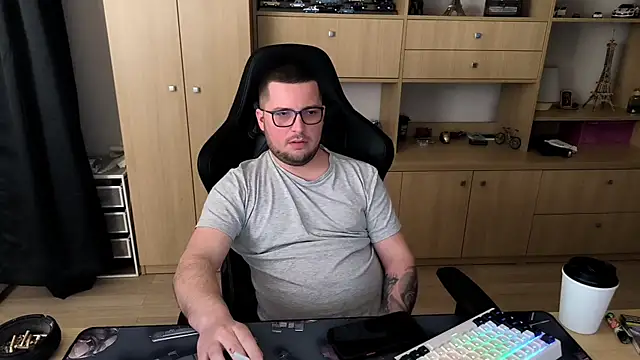 Czat XXX na żywo – kevinnlovelly