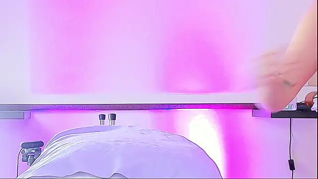 CandyHolmesのライブXXXチャット