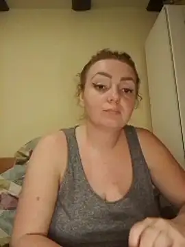 Bella-MonroeのライブXXXチャット