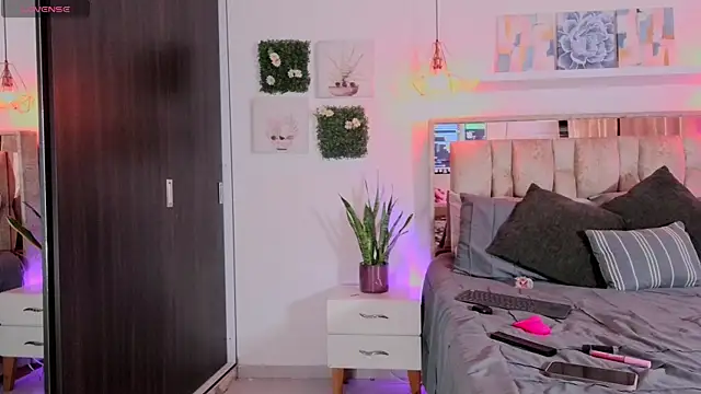 Dulce_Morrys 现场XXX聊天