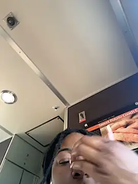 CoCoGoddess_'s Webcam Show