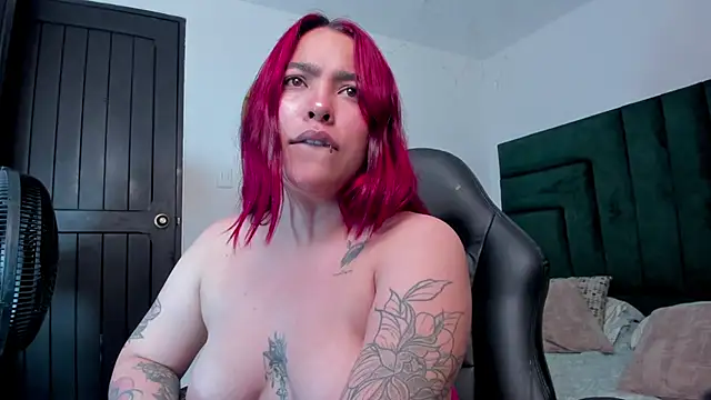 Chat XXX en directo de AfroditaVega_