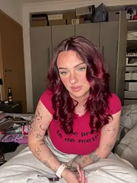 OliviaaFischer Chat XXX in diretta