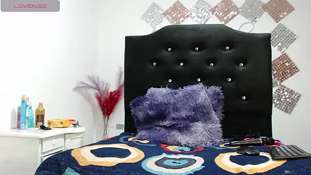 Pokazy przed kamerką – jatzibe_hot_93