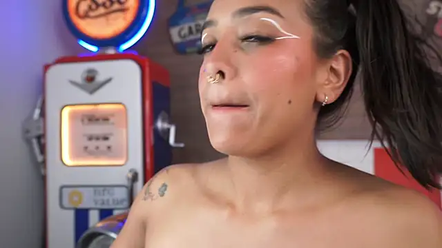 Czat XXX na żywo – miss_collins