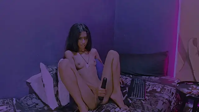 Indianteezer live XXX chat