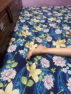 INDIE-TEEN live XXX chat