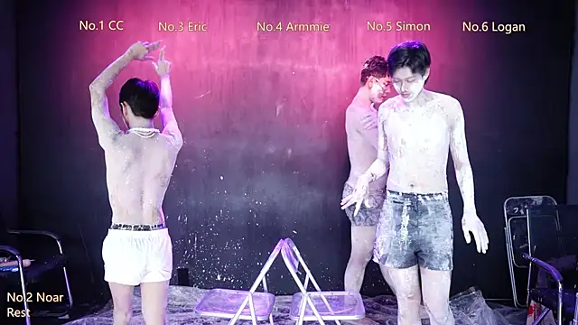 Queen-Vibe Webcam Show